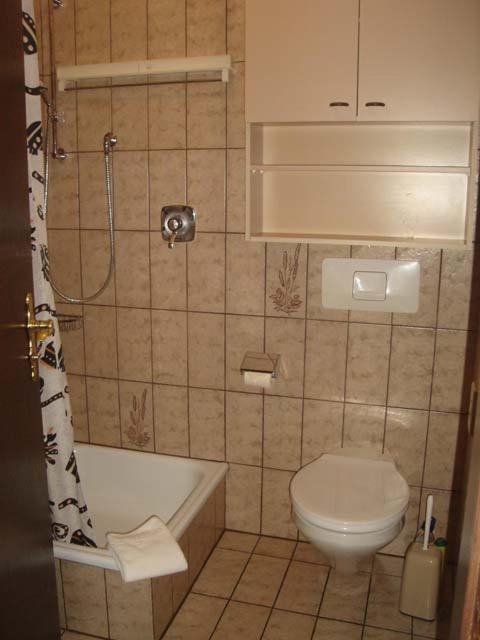 Haus Dwarsloeper, Ferienwohnung 5 Куксхафен Экстерьер фото